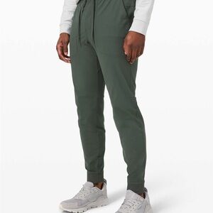Lululemon ABC Jogger (Smoked Spruce)